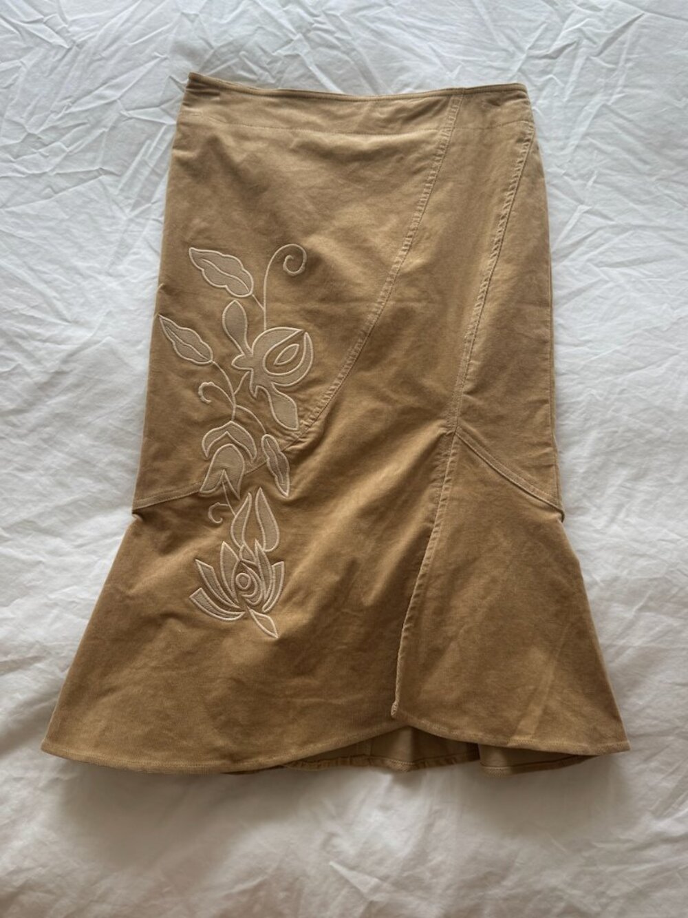 with jean Naomi skirt- tan madi 90s skirt with floral embroidery and side slit.